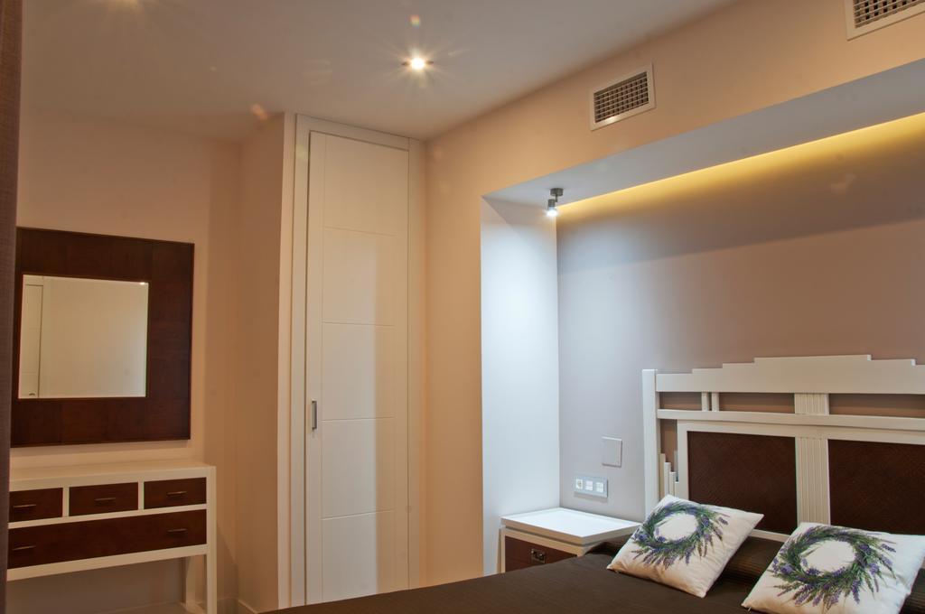 Apartamentos Rondacentro ภายนอก รูปภาพ
