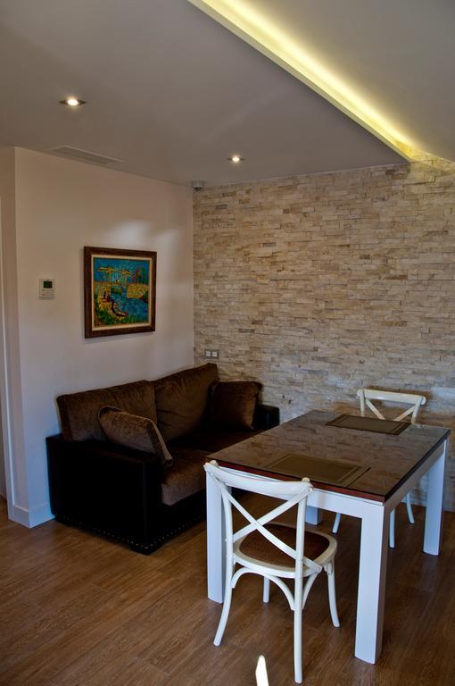Apartamentos Rondacentro ภายนอก รูปภาพ